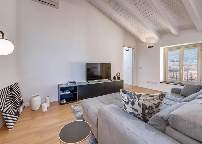 Duomo-porta Torre Penthouse With Private Terrace