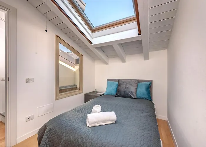 Apartment Duomo-porta Torre Penthouse With Private Terrace Como