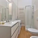 Apartamento Duomo-porta Torre Penthouse With Private Terrace Como