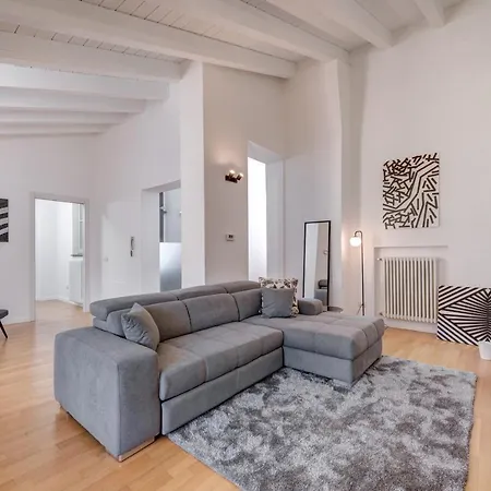 Apartment Duomo-porta Torre Penthouse With Private Terrace *