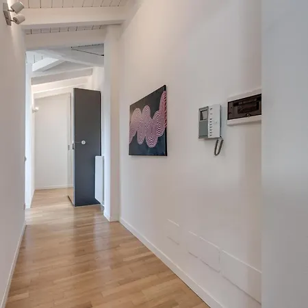 Duomo-porta Torre Penthouse With Private Terrace *