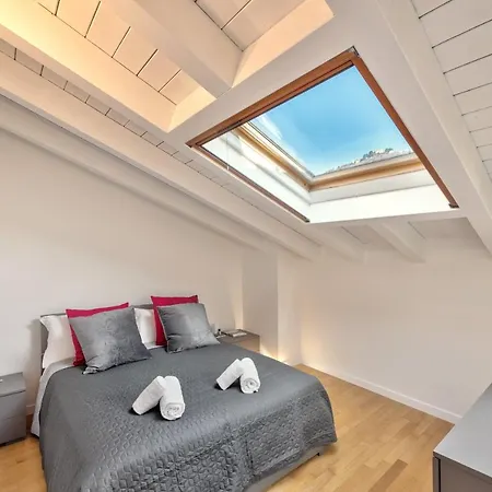 Duomo-porta Torre Penthouse With Private Terrace Apartament Como