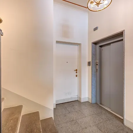 Duomo-porta Torre Penthouse With Private Terrace Apartament